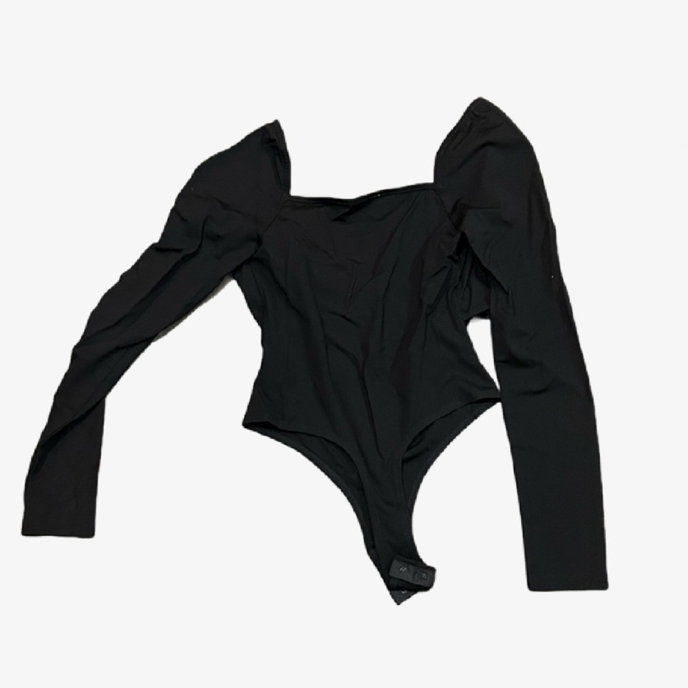SOLD 
BUNDLE** Black bodysuit and Faux Leather look Skirt